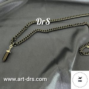 گردنبند بلند رومانتویی طرح منشور اونیکس با زنجیر کارتیه