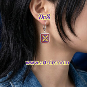 گوشواره نقره طرح درفش كاويانى برند دياراس