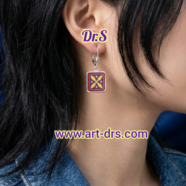 گوشواره نقره طرح درفش كاويانى برند دياراس